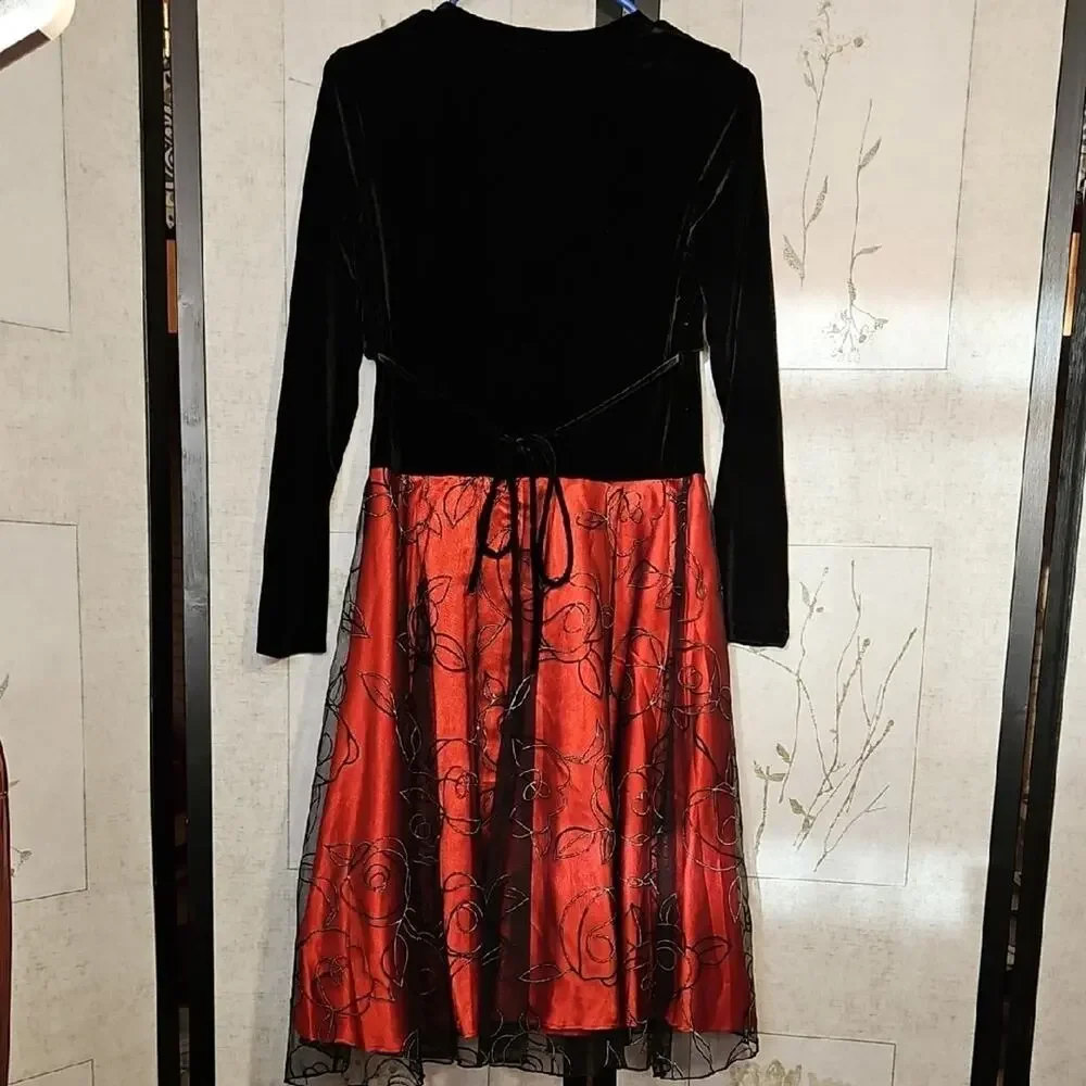 Amy Byer Black and Red Formal Kids Dress